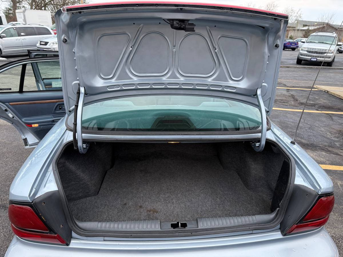 Oldsmobile-eighty-eight-88-ls-1996-blue-34