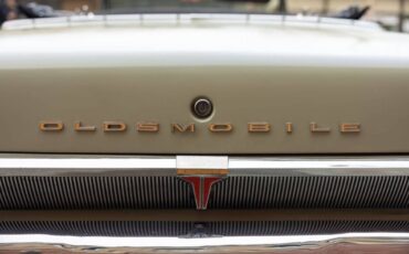 Oldsmobile-f85-cutlass-1963-green-4