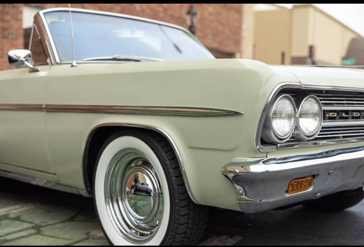 Oldsmobile-f85-cutlass-1963-green
