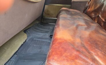 Oldsmobile-series-76-1948-red-8