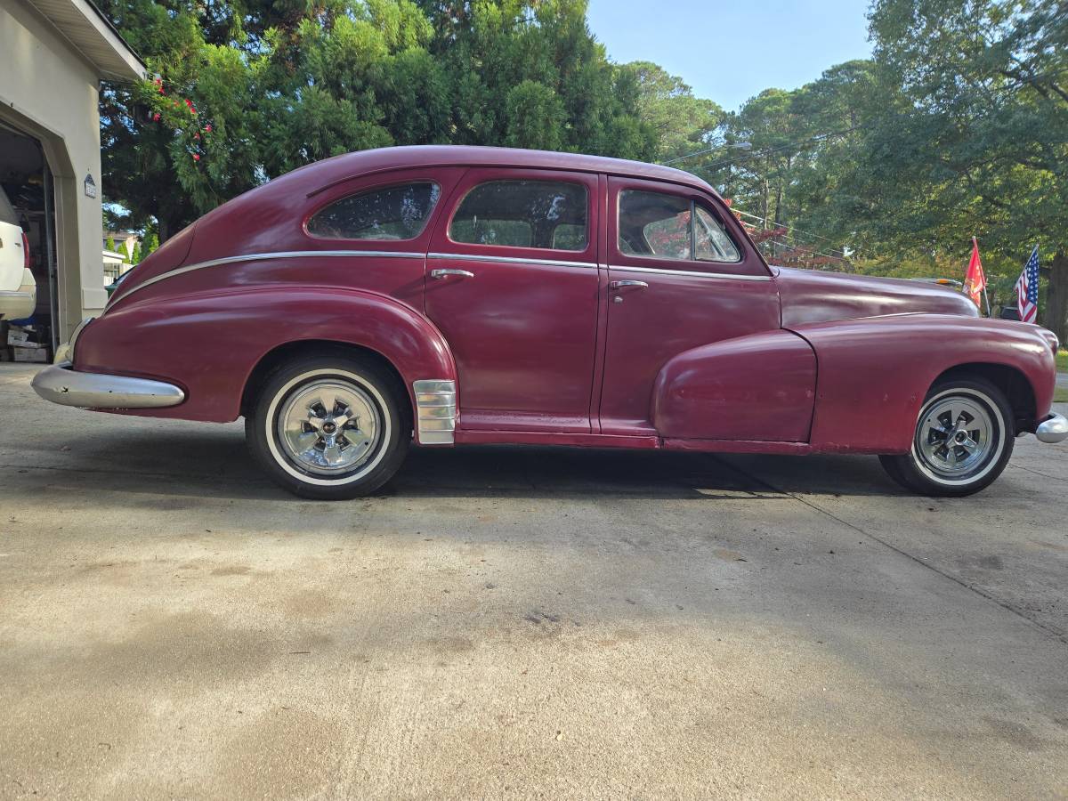 Oldsmobile-series-76-1948-red-9