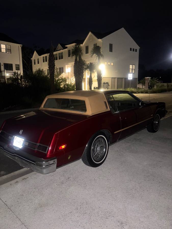 Oldsmobile-toronado-1979-red-1