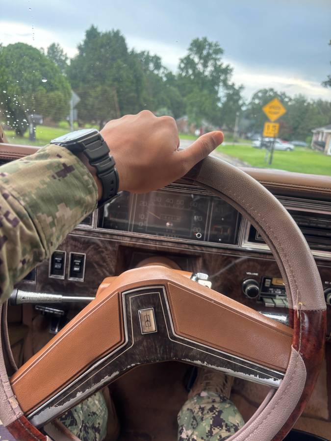 Oldsmobile-toronado-1979-red-6