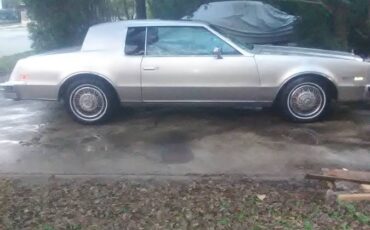 Oldsmobile-toronado-1985-custom-2