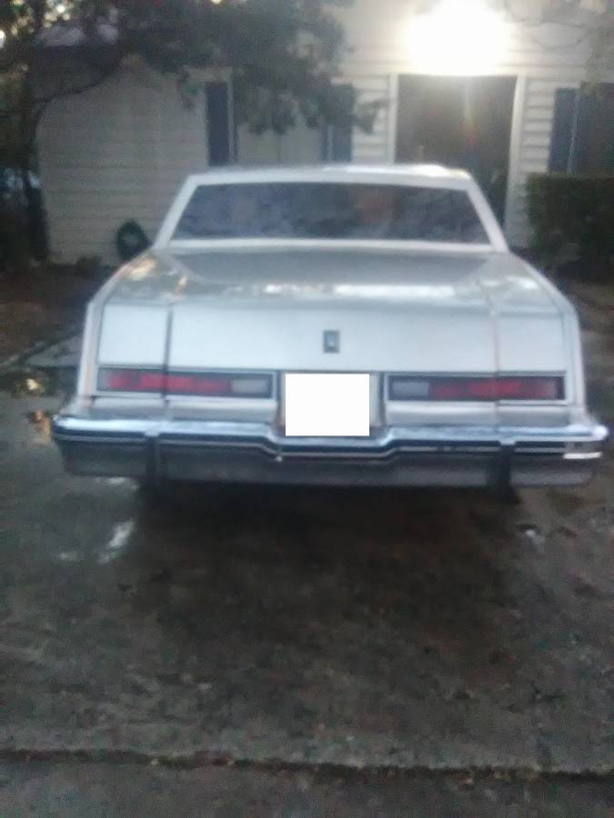 Oldsmobile-toronado-1985-custom-3