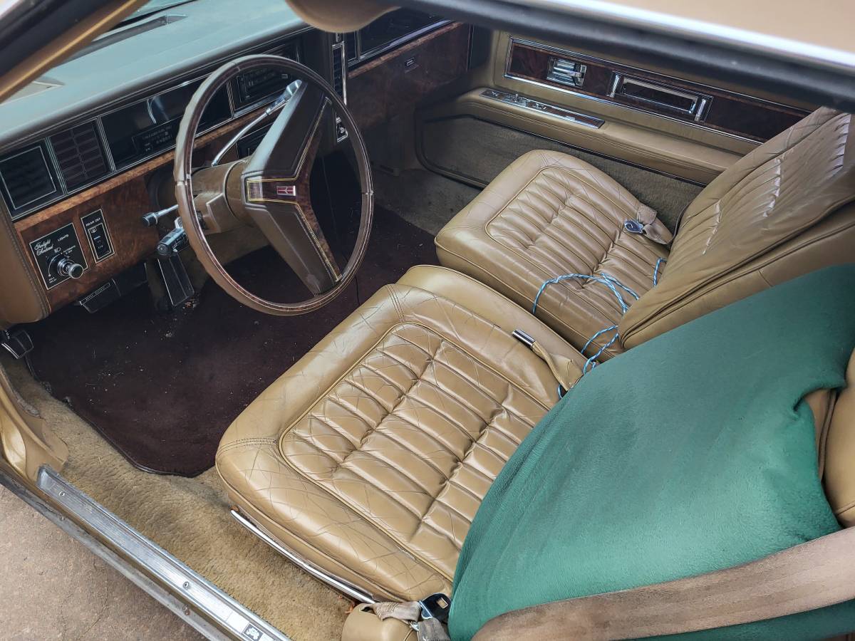 Oldsmobile-toronado-1988-1