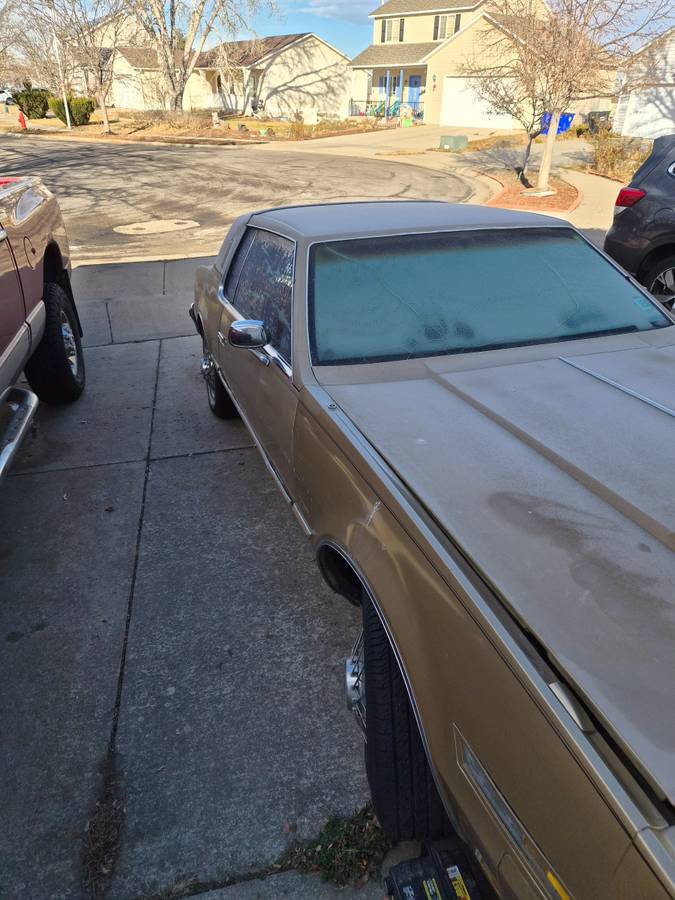 Oldsmobile-toronado-1988-2