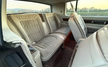 Oldsmobile-toronado-brougham-1983-grey-12