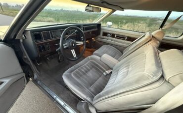 Oldsmobile-toronado-brougham-1983-grey-12