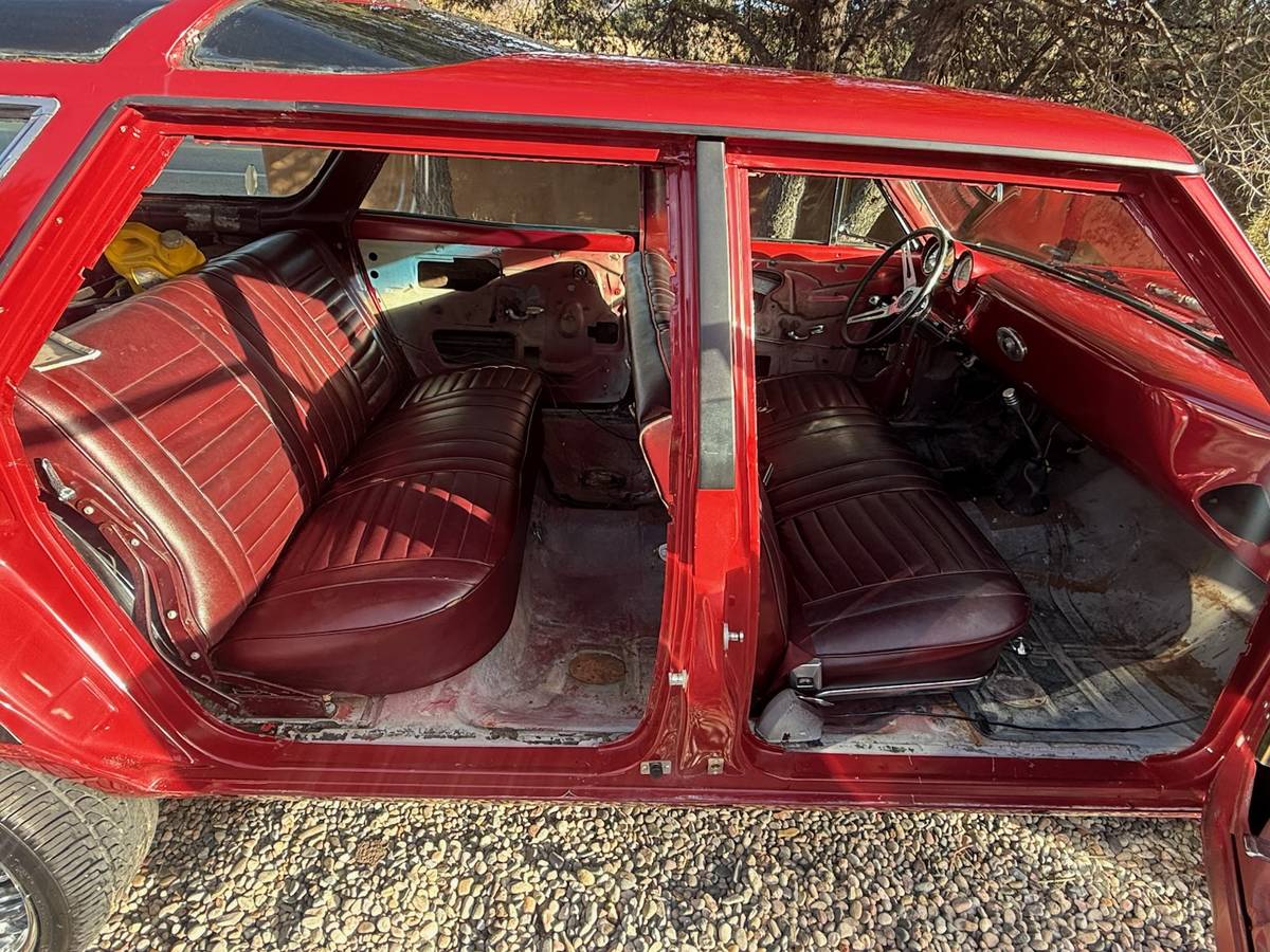 Oldsmobile-vista-cruiser-1967-8