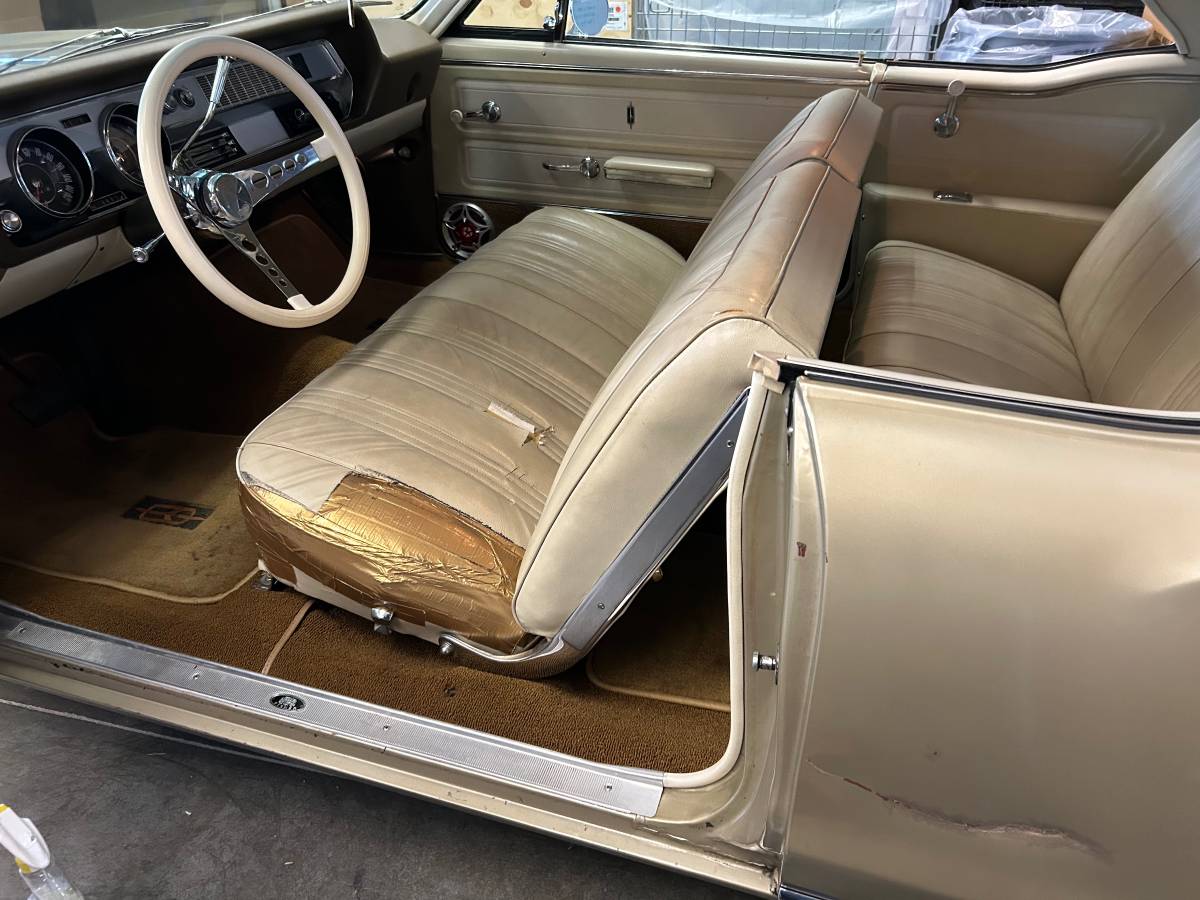 Olsdmobile-cutlass-1967-11