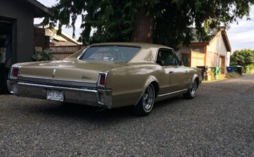 Olsdmobile-cutlass-1967-3