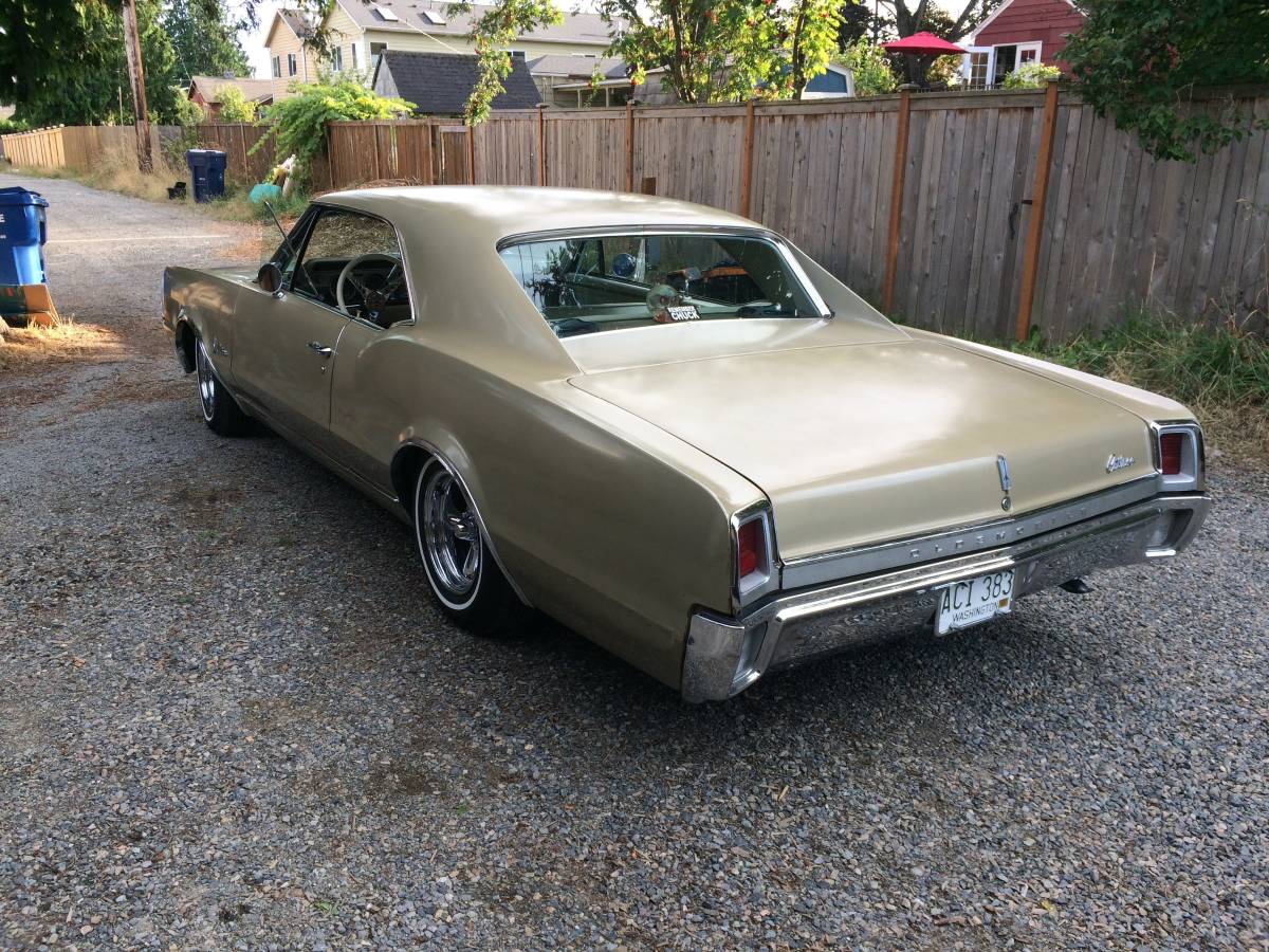 Olsdmobile-cutlass-1967