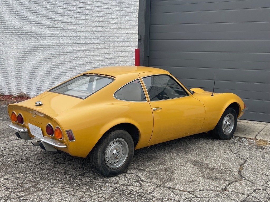 Opel-GT-1969-2