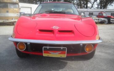 Opel-GT-1972-Coupe-2