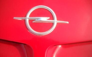 Opel-GT-1972-Coupe-23