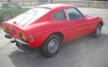 Opel-GT-1972-Coupe-4