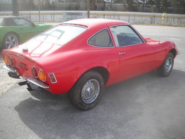 Opel-GT-1972-Coupe-4