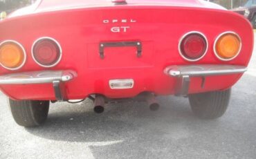 Opel-GT-1972-Coupe-8