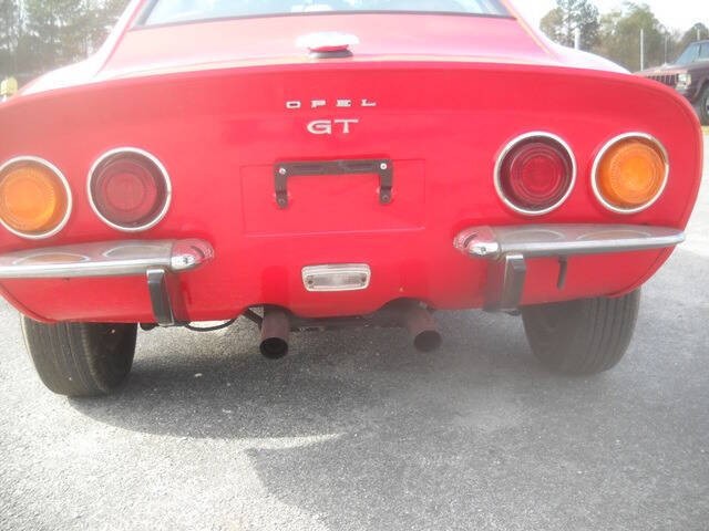 Opel-GT-1972-Coupe-8