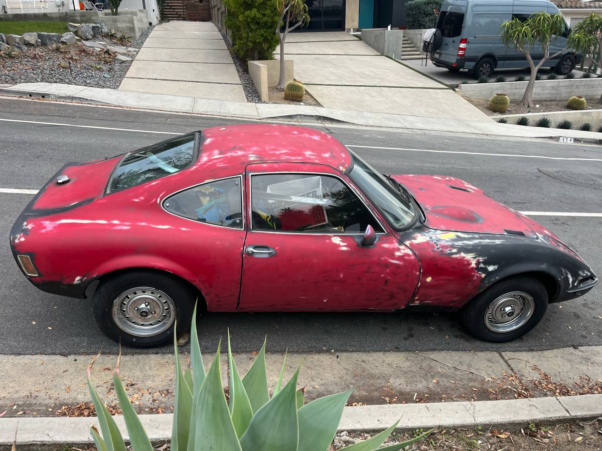 Opel-gt-1972-red-2