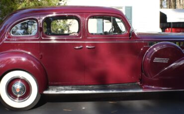 Packard-120-1940-Sedan-11