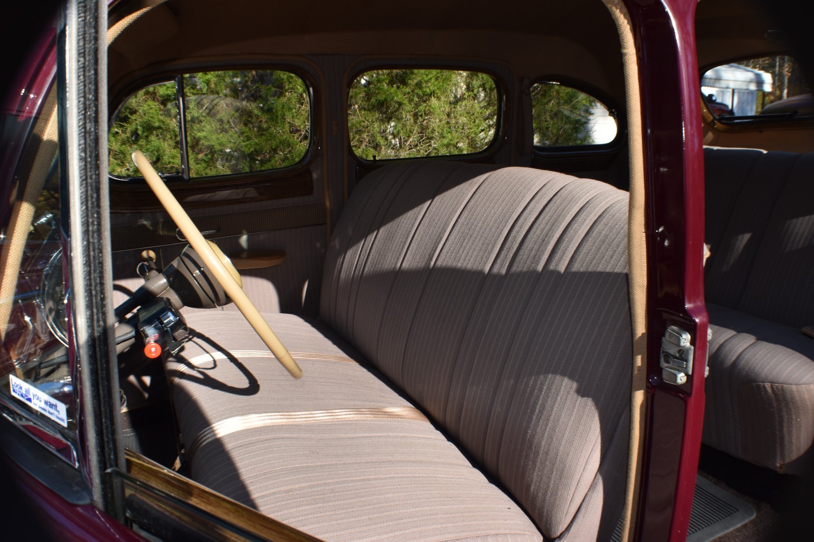 Packard-120-1940-Sedan-20