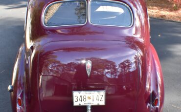Packard-120-1940-Sedan-7