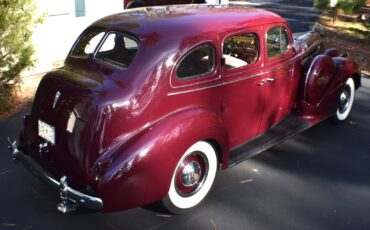 Packard-120-1940-Sedan-9