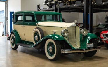 Packard-1932-4-Door-Sedan-10