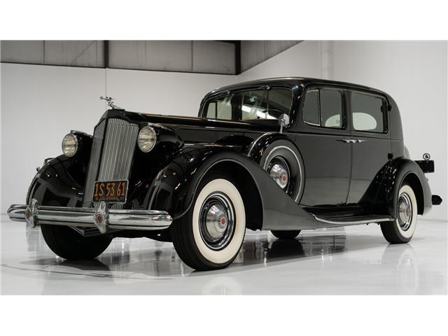 Packard-1937-Sedan-8