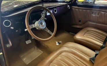 Packard-clipper-custom-street-ro-1947-purple-130