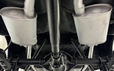 Packard-clipper-custom-street-ro-1947-purple-134