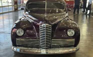 Packard-clipper-custom-street-ro-1947-purple-208