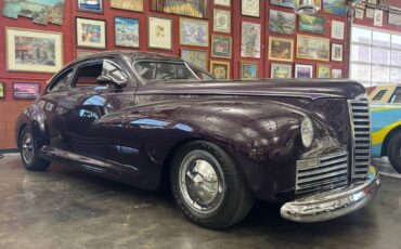 Packard-clipper-custom-street-ro-1947-purple-210