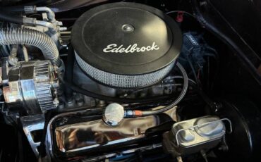 Packard-clipper-custom-street-ro-1947-purple-244