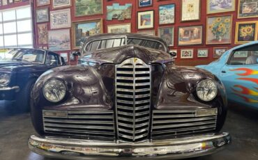 Packard-clipper-custom-street-ro-1947-purple-99