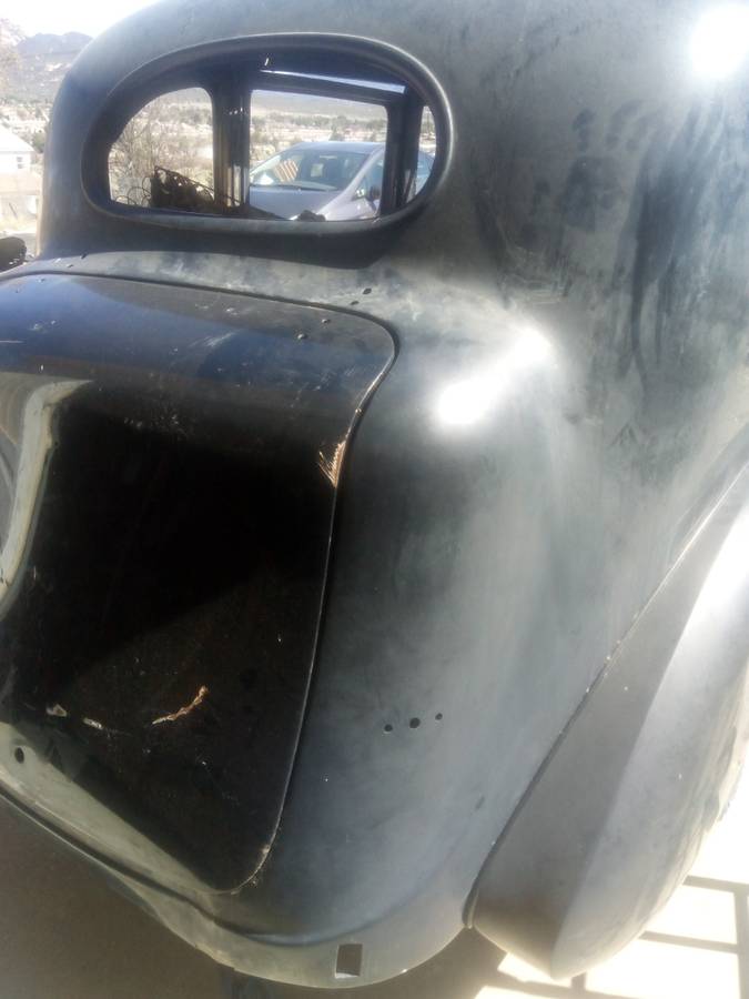 Packard-v-12-touring-sedan-1938-blue-2