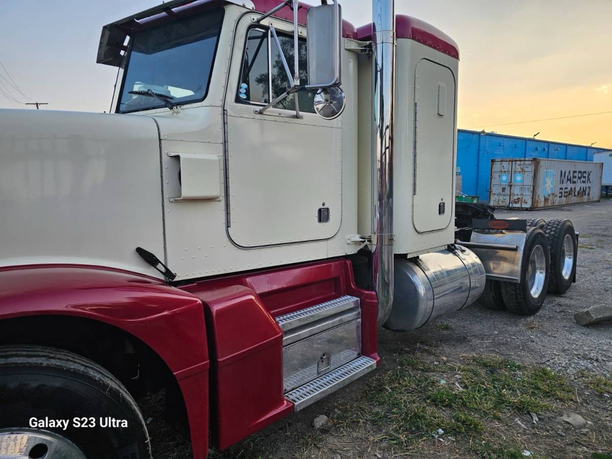Peterbilt-377-diesel-1994-custom-2