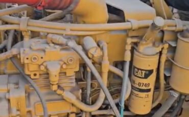 Peterbilt-377-diesel-1994-custom