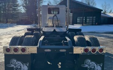 Peterbilt-379-diesel-1996-white-12