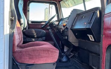 Peterbilt-379-diesel-1996-white-4