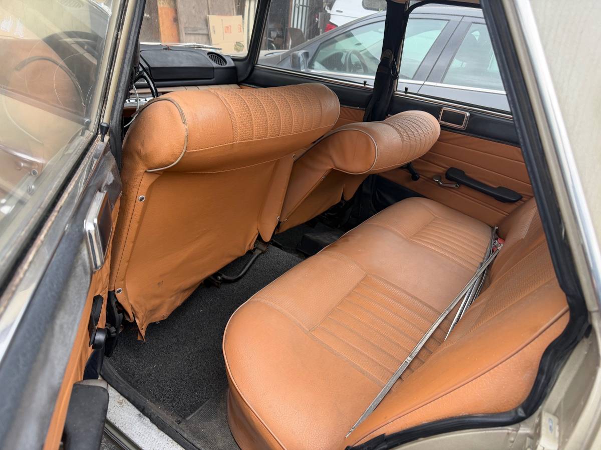 Peugeot-1969-green-5