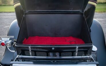 Pierce-Arrow-1932-13