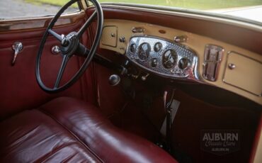 Pierce-Arrow-1932-15