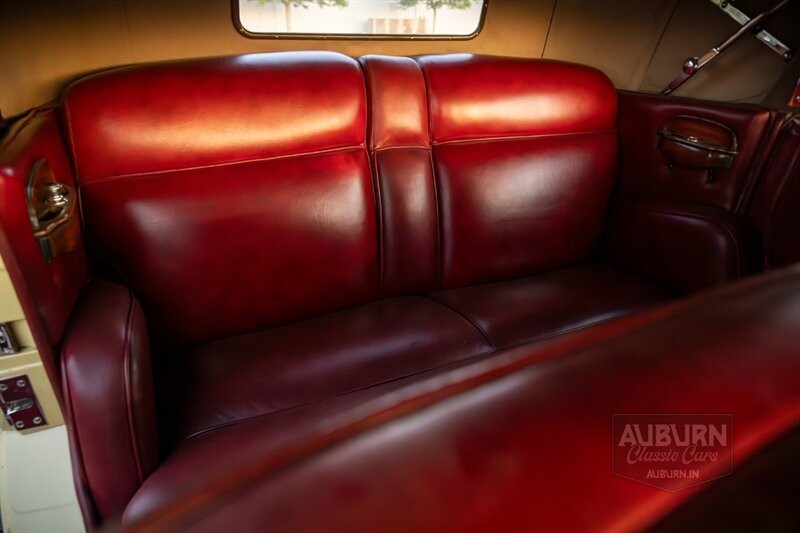 Pierce-Arrow-1932-16