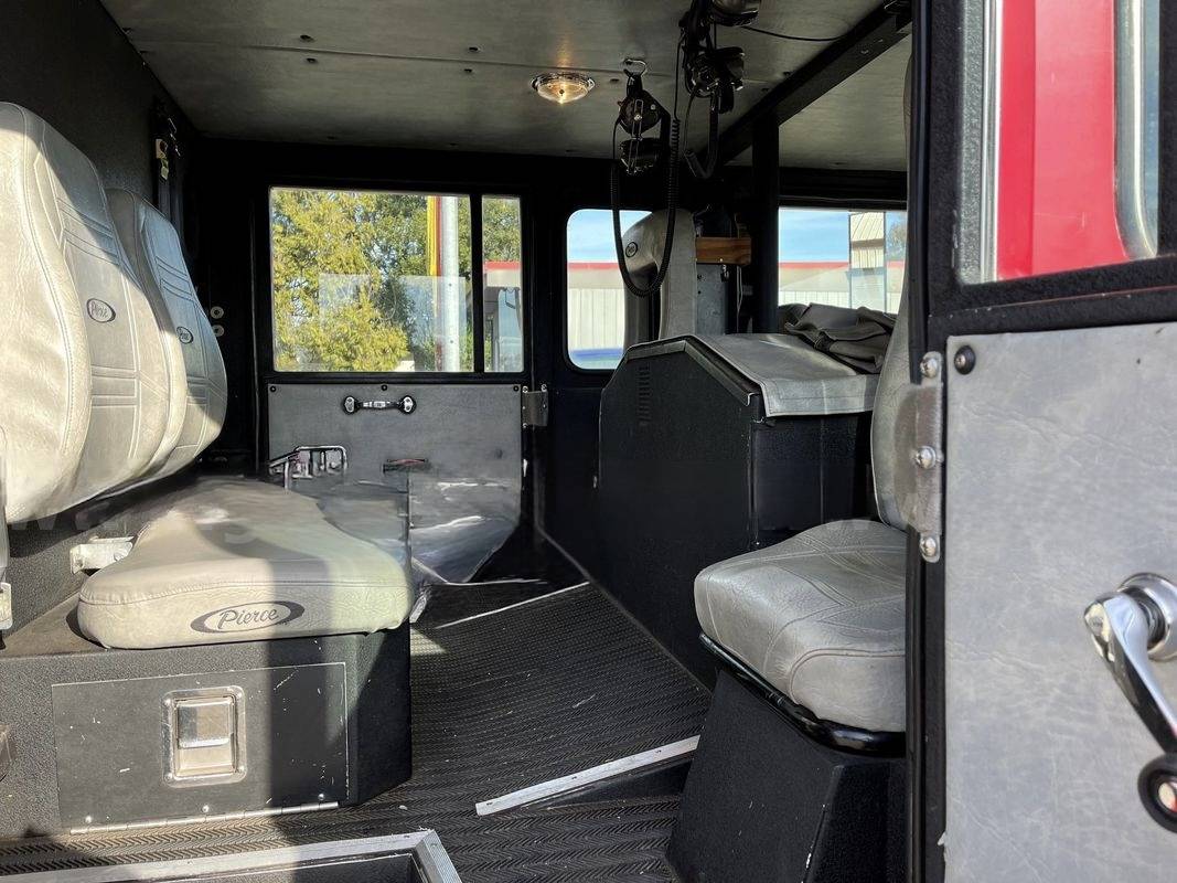 Pierce-saber-diesel-1994-red-15