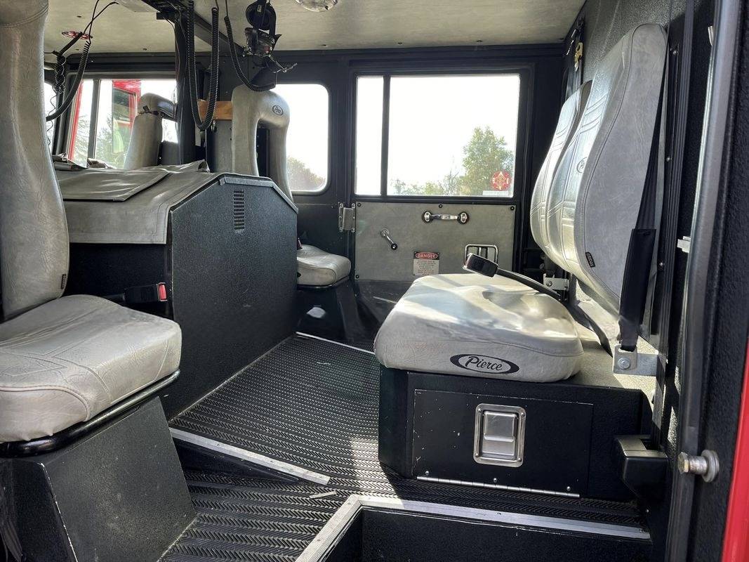 Pierce-saber-diesel-1994-red-17