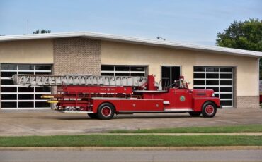 Pirsch-Aerial-Ladder-1960-Other-11