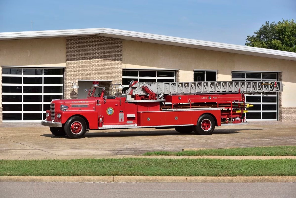 Pirsch-Aerial-Ladder-1960-Other-12